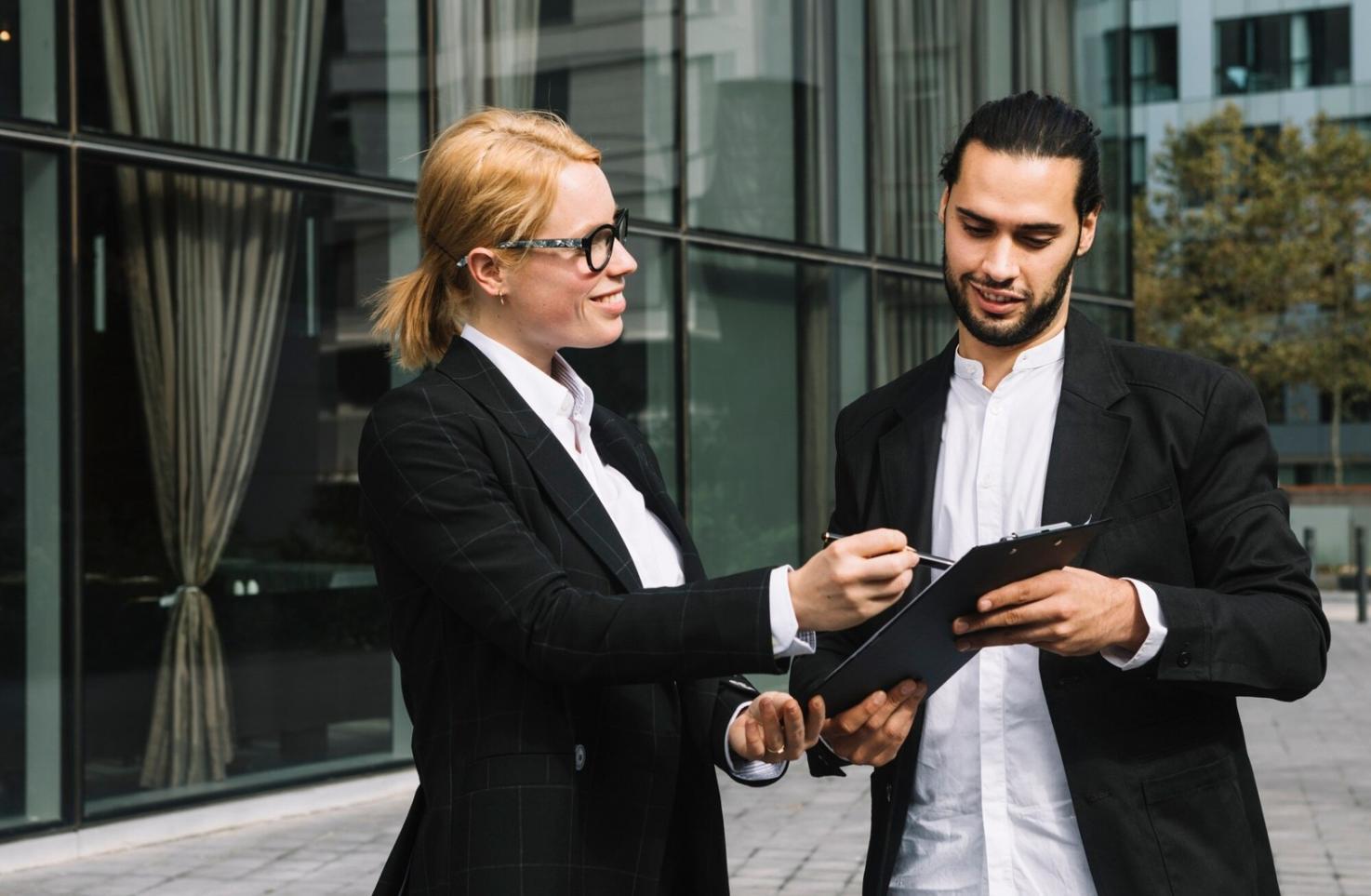 Digitale Tools und Ressourcen für effektive Budgetplanung
